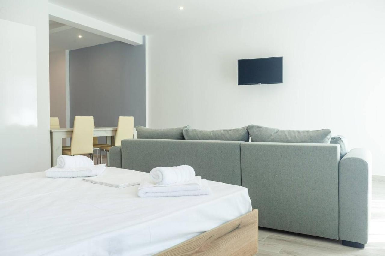 Diamanti Apartments Downtown Liménasz Kültér fotó
